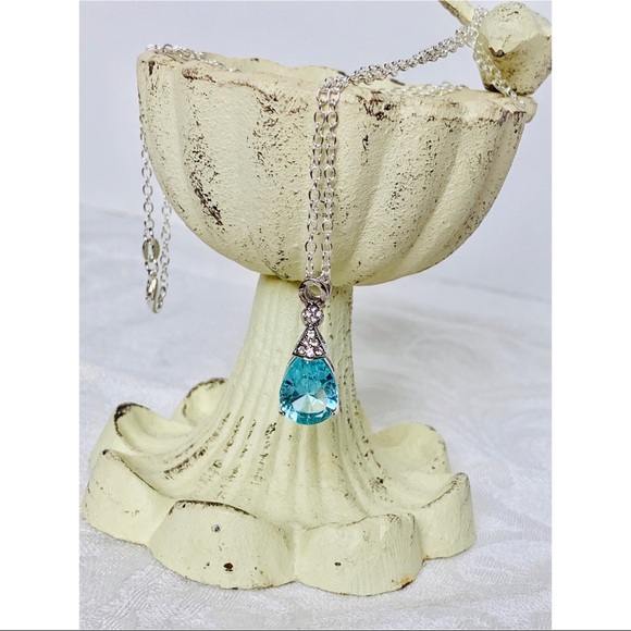 Boutique | Aquamarine Pendant Sterling Chain - Picture 4 of 7